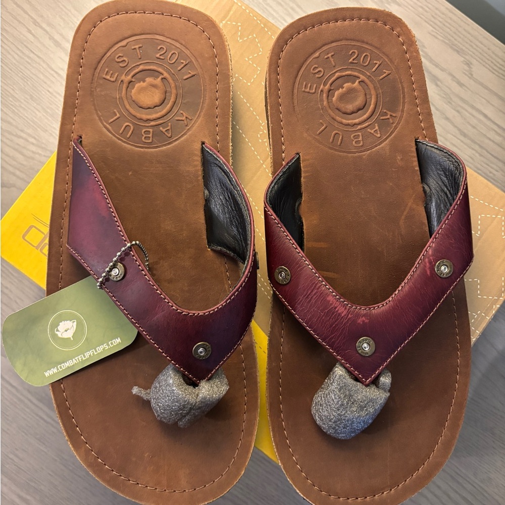 Men’s Leather Sandals with Burgundy Straps